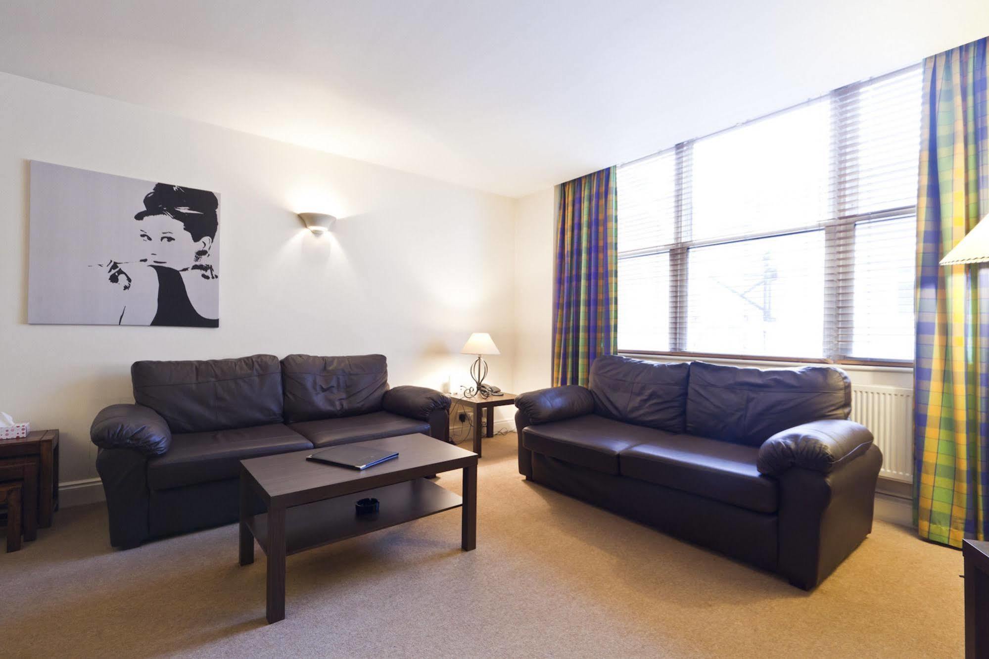 Park Lane City Apartments Лондон Екстер'єр фото